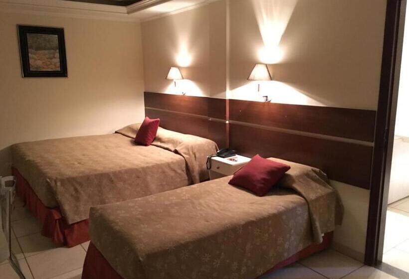 酒店 Internacional