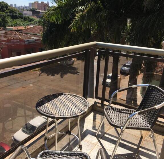 酒店 Internacional