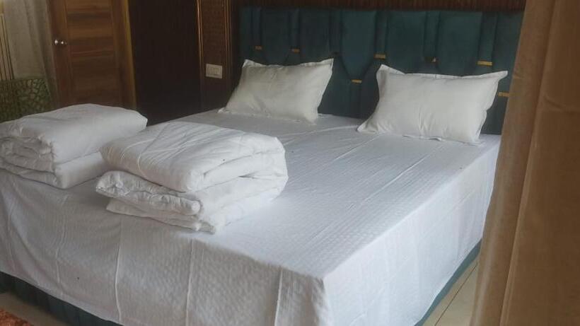 ホテル Kanti Resort