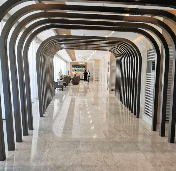 هتل Mall Of Asia Pasay Shore 3 Residence