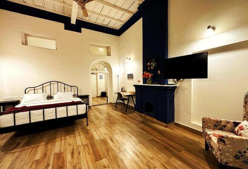 فندق North Avenue Suites