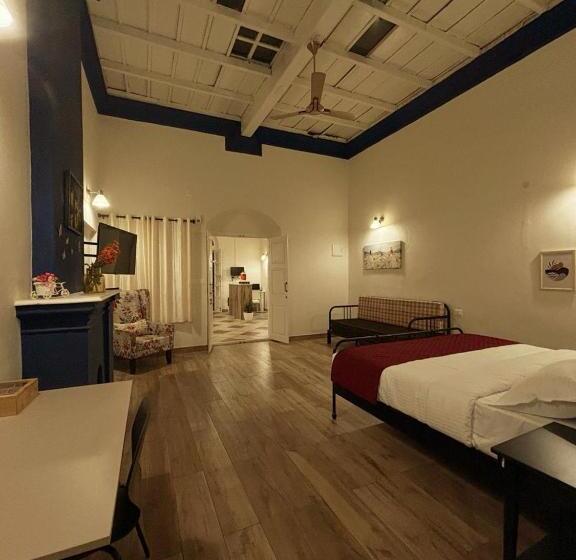 فندق North Avenue Suites