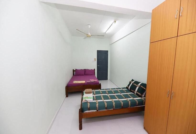 فندق Oyo 91004 Homestay Masjid At Taqwa