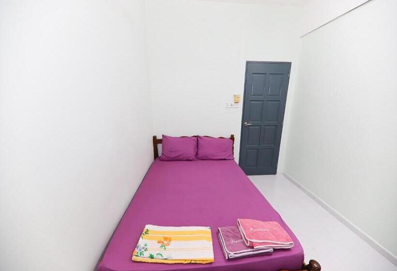 فندق Oyo 91004 Homestay Masjid At Taqwa