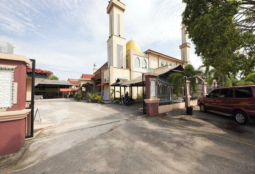 فندق Oyo 91004 Homestay Masjid At Taqwa