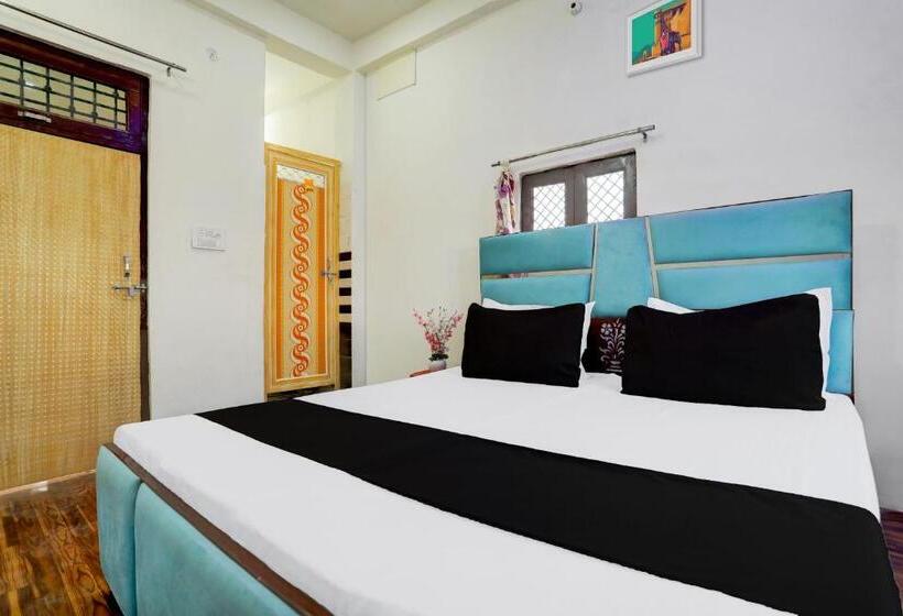 Отель Oyo Akbarpur Inn