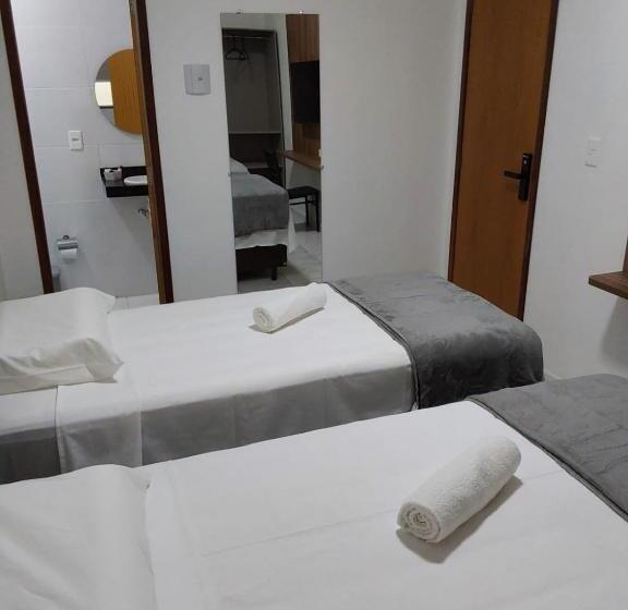 Отель Paralelo 9s