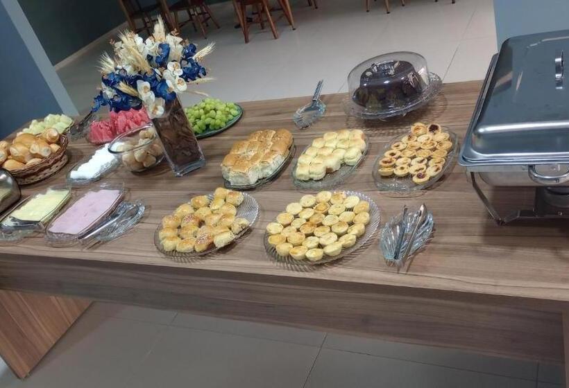 Отель Paralelo 9s