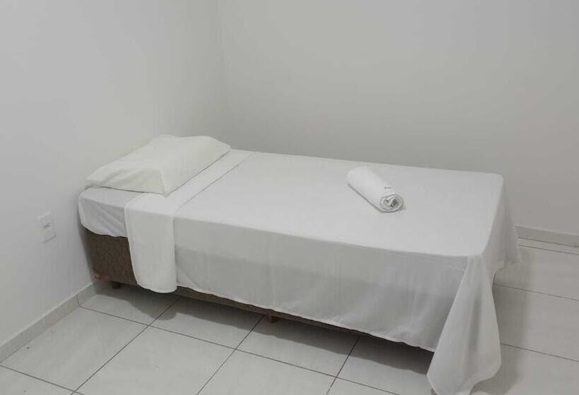 Отель Paralelo 9s