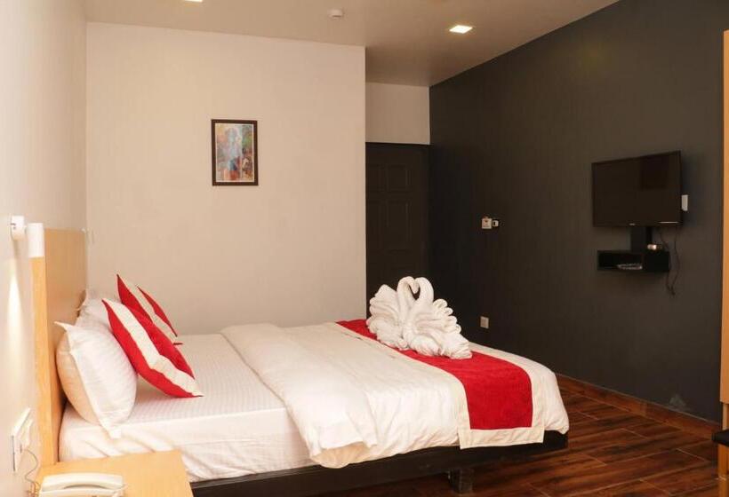 فندق Parivar Comfort Luxury Rooms