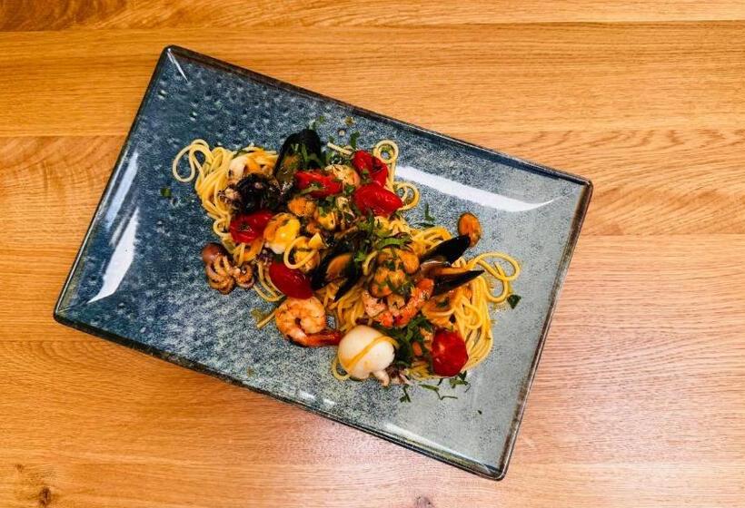 酒店 Pensiunea Waldor