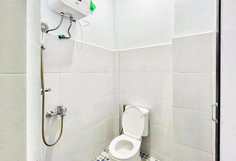 酒店 Reddoorz At Mg House Siantar Timur