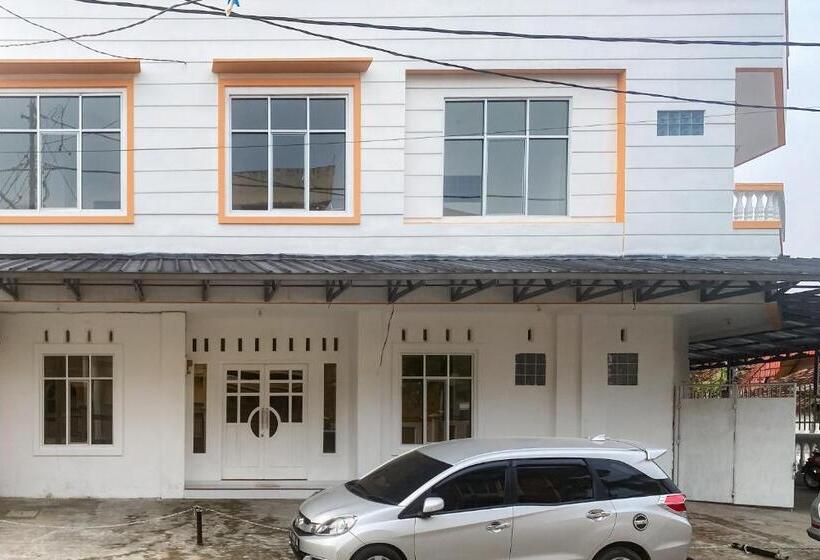 בית מלון כפרי Reddoorz Near Lampung City Mall