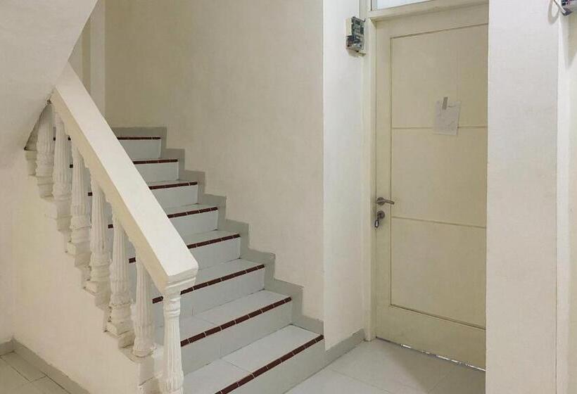 בית מלון כפרי Reddoorz Near Lampung City Mall