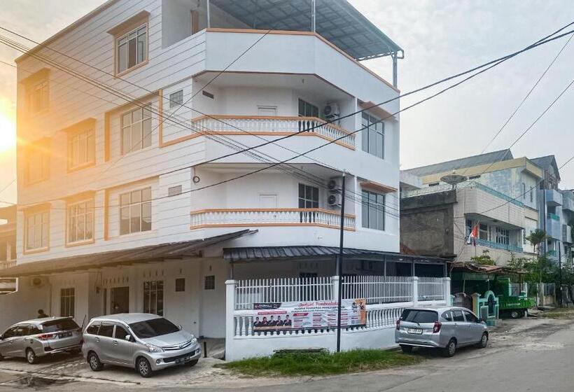 בית מלון כפרי Reddoorz Near Lampung City Mall