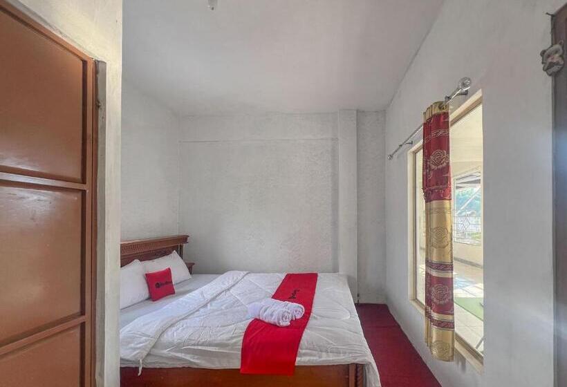 فندق Reddoorz Syariah At Jalan Dieng 4