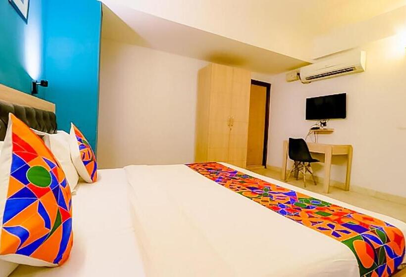 Отель Roomshala 173 Royal Inn Vinod Nagar