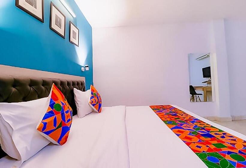 Отель Roomshala 173 Royal Inn Vinod Nagar