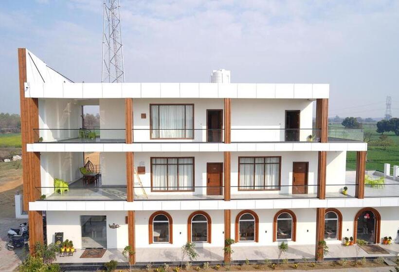 호텔 Royal Delight Resort