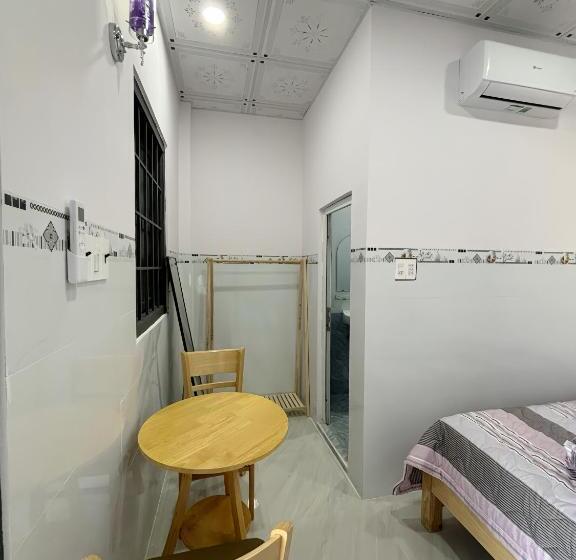 هتل Seaside Homestay