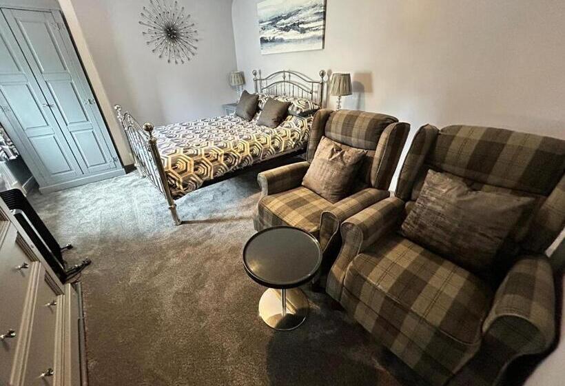 Отель St Duthus