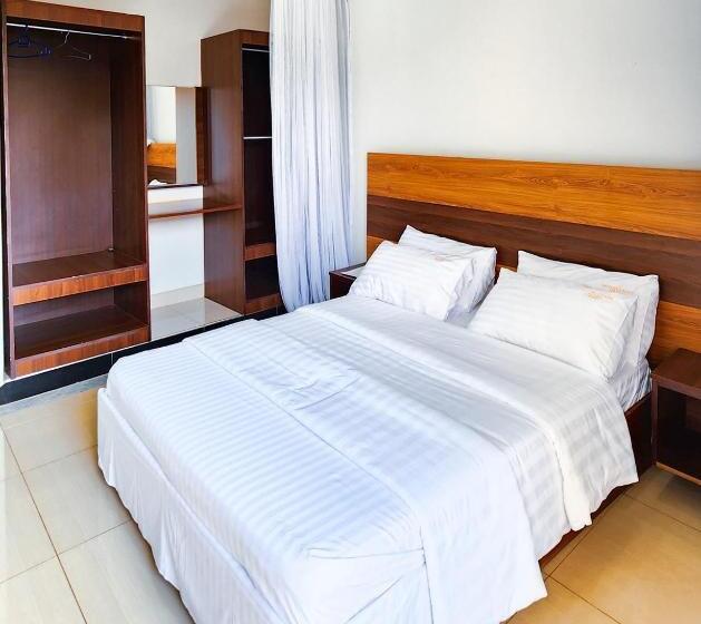 Hotel Victors Valley