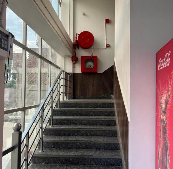 בית מלון כפרי Vrinda Sarovar