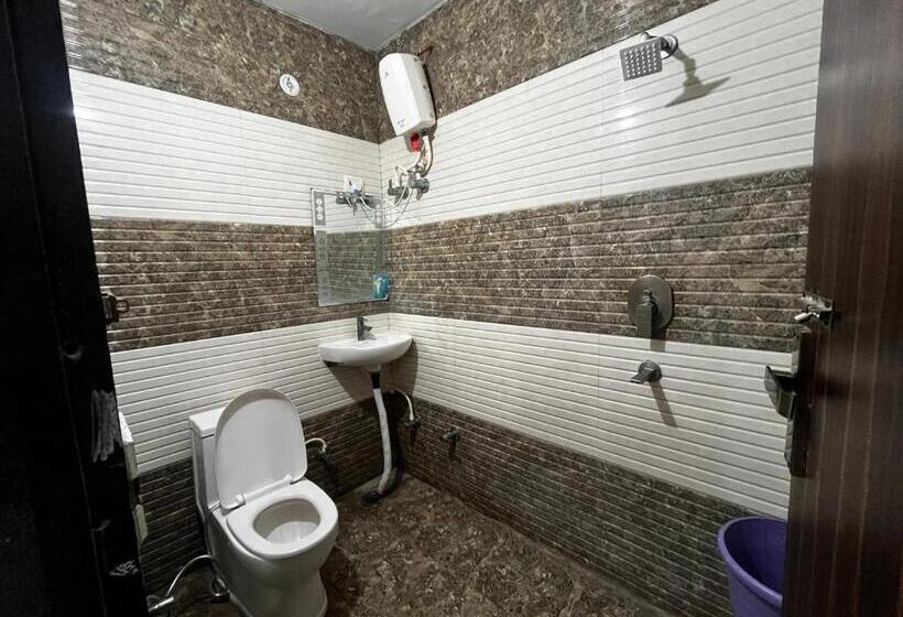 בית מלון כפרי Vrinda Sarovar