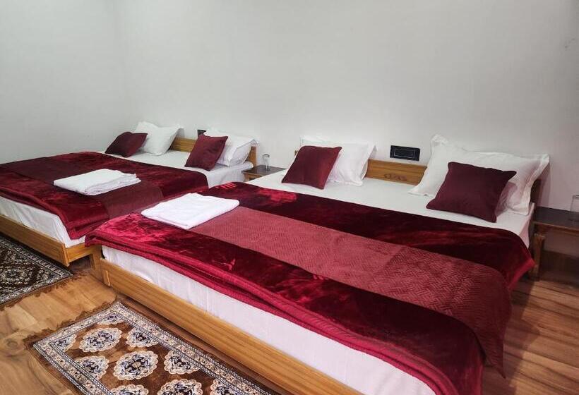 酒店 Yamunotri Heli Resort