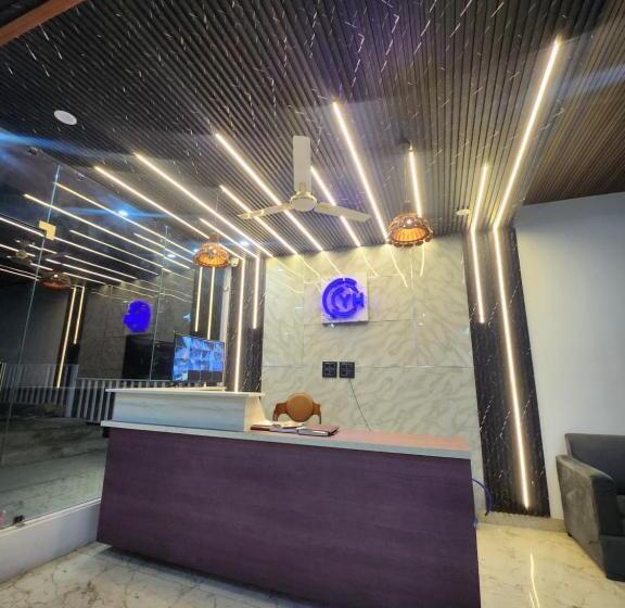 酒店 Yamunotri Heli Resort