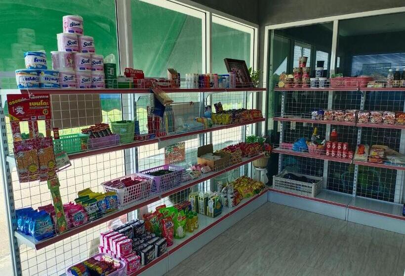 פנסיון บ้านชลาลัย