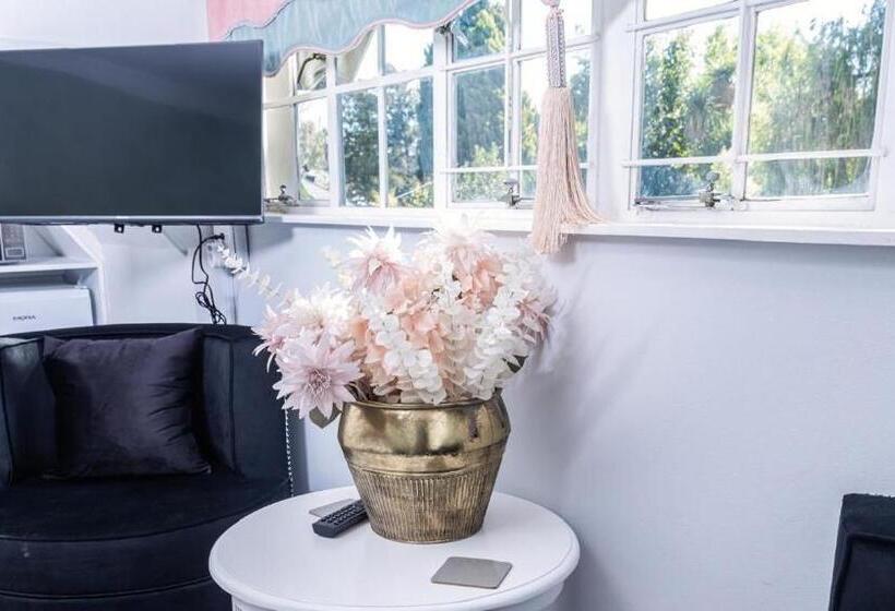 펜션 Cherry Nest At Madeliefie