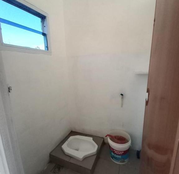 膳宿费 Almic Guesthouse Bogor