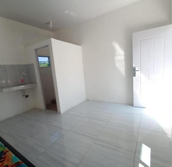 بنسيون Almic Guesthouse Bogor