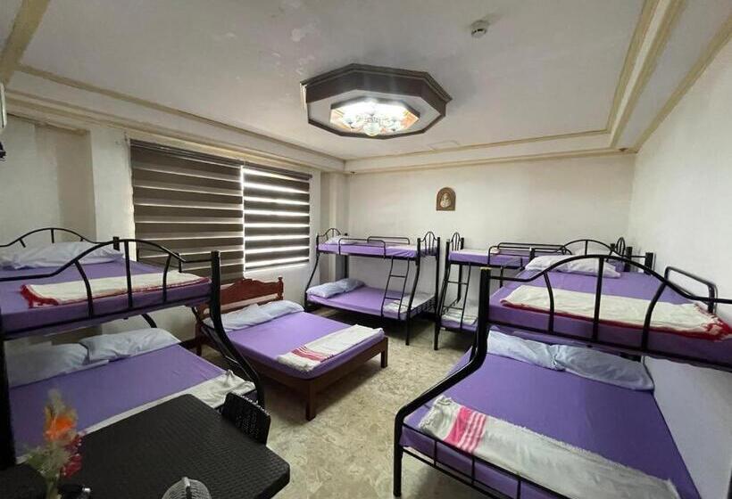 پانسیون Chelsiefaye Guesthouse