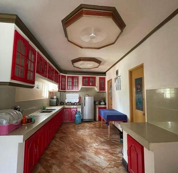 پانسیون Chelsiefaye Guesthouse