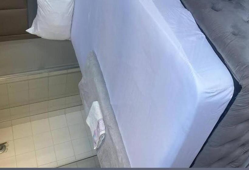 פנסיון Colleens Home Home