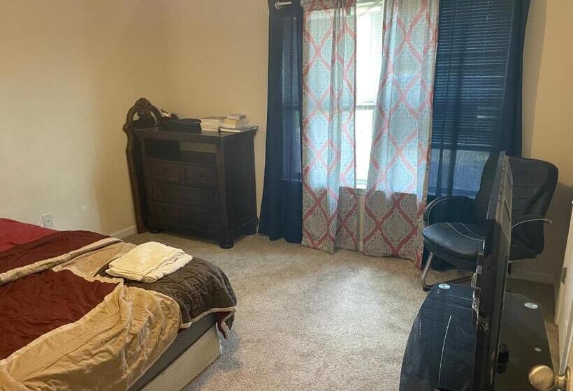 بنسيون Comforts Corner