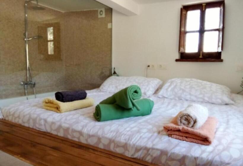 بنسيون Cortijo De Amor