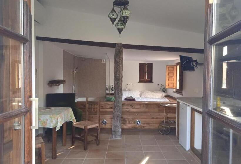 بنسيون Cortijo De Amor