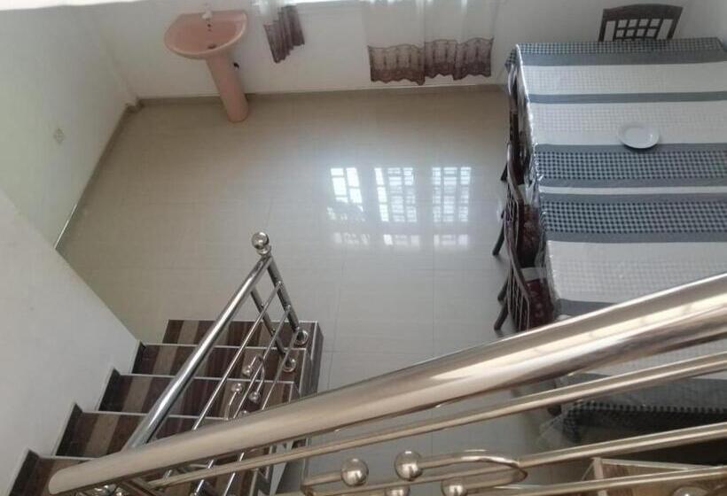 膳宿费 Diyasisila