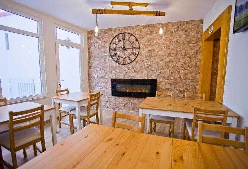 膳宿费 Guest House 10 De Agosto