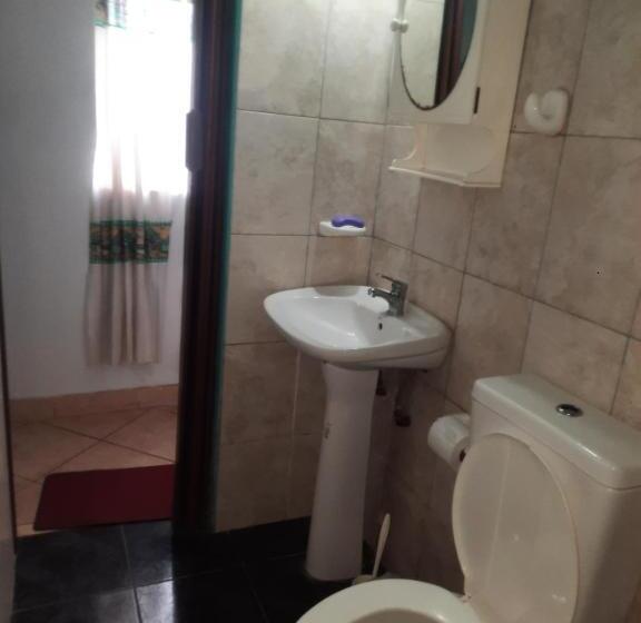 بنسيون Hostel El Submarino
