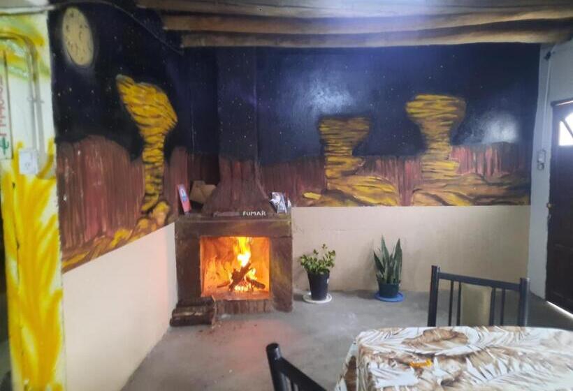 بنسيون Hostel El Submarino