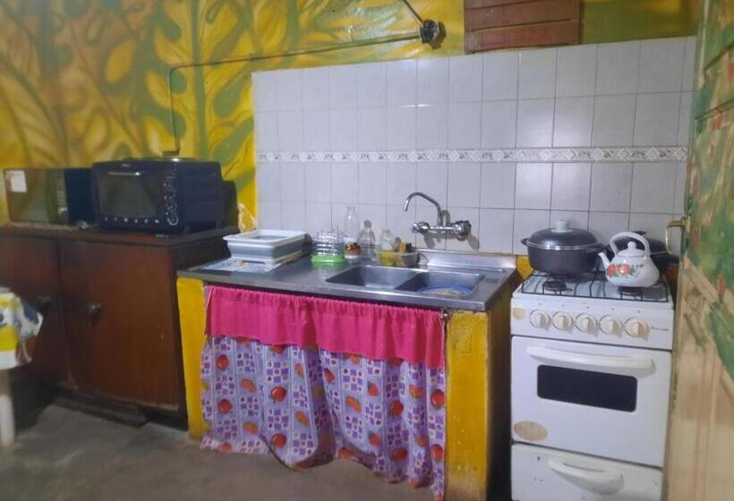 بنسيون Hostel El Submarino