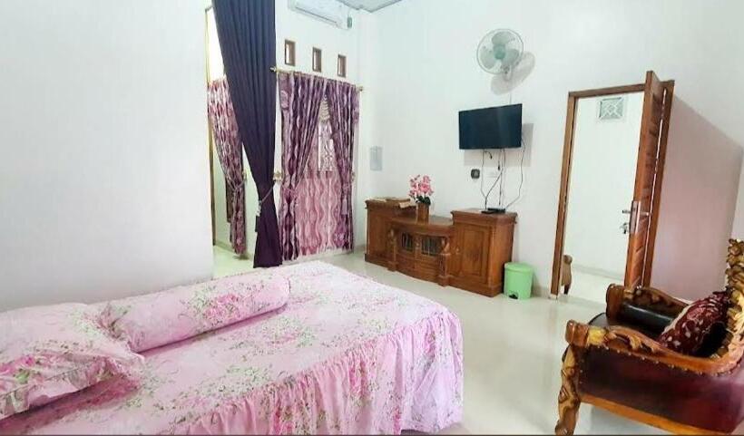 پانسیون Ibuku Kost Khusus Wanita