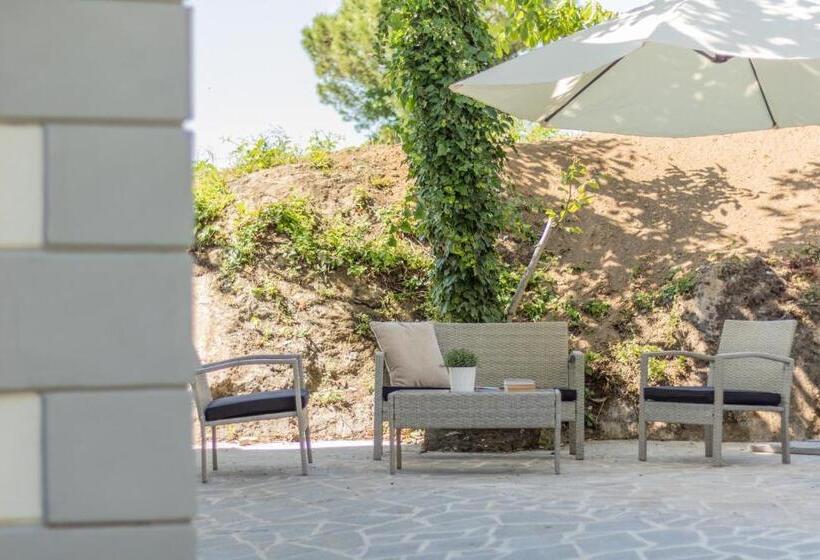 פנסיון Lake Lovers Lodge