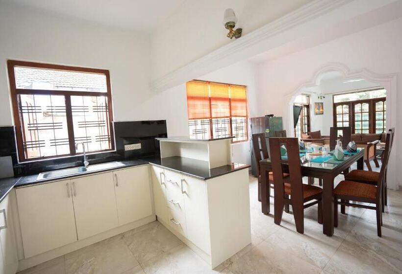 膳宿费 Little Villa Tourist Inn