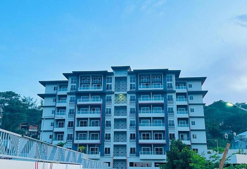 پانسیون Maven Suite Baguio