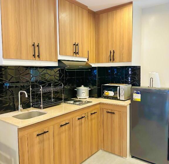 پانسیون Maven Suite Baguio